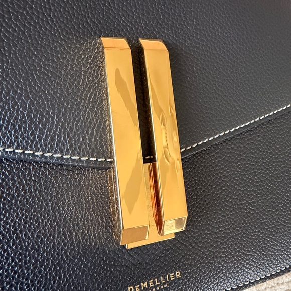 DeMellier London - The Vancouver - Black Grain Ecru Stitching - Picture 5 of 10